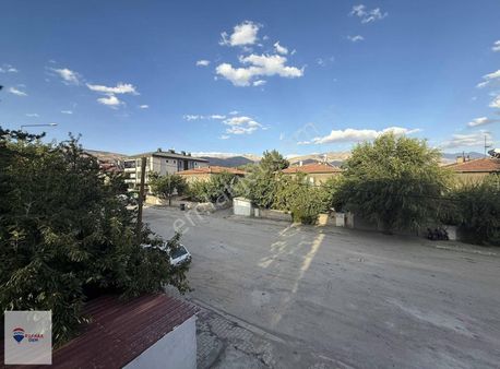 Remaxdem'den Bahçelievler Mahallesinde 2+1 Satılık Daire