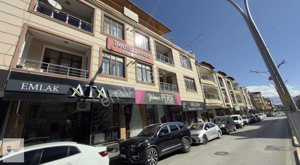 Remax Dem'den Erzincan Enerya Üstünde Satılık 4+1 Fırsat Daire