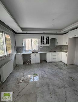 Çınar Emlak'tan Cumhuriyet Mahallesi Satılık 3+1 Sıfır Daire