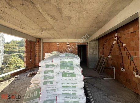 Çamurlu Mahallesinde Full Deniz Manzaralı Satılık 2+1 Daire!