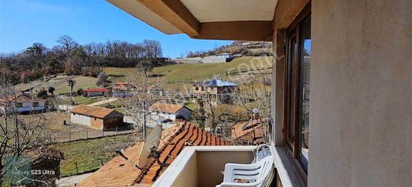 Şükran Gayrimenkul'den Taraklıda Bahçeli İki Katlı Ev Ve Ahır