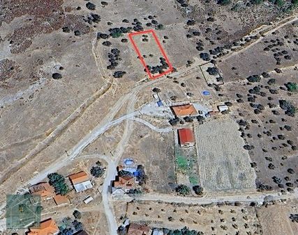 Şükran Gayrimenkul'den Pamukovada 1.092 Mkare Satılık Bağ