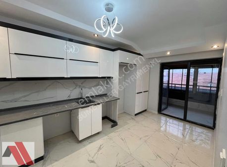 Sümbüller'den Birlik 2 Yakını İskanlı Teraslı Modern 200m2 4+1