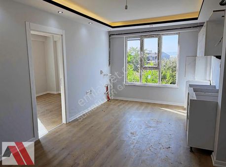 Sümbüller'den Yeşiltepe Mh. Yerden Isıtmalı Geniş 1+1 Daire