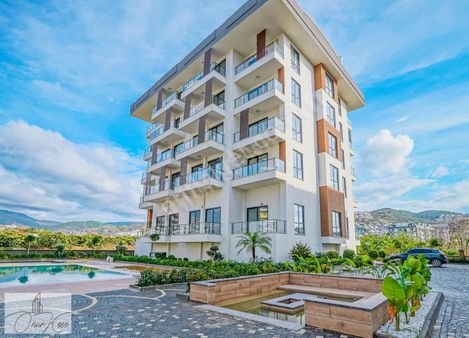 Alanya Kargıcakta Lüx Sitede 1+1 Satılık Daire