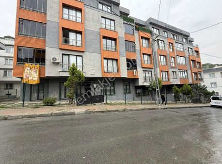Güvercintepe Cadde Konumlu İçi Yeni Yapılı 2+1
