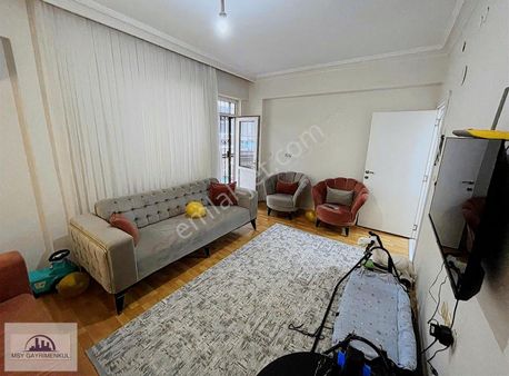 Satılık Daire Karşıyaka 2+1 100 M2 3.850.000 Tl.