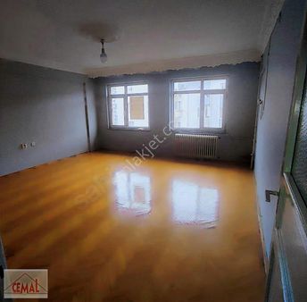 Cemal Emlak Bursa Yildirim Beyazit Cd 3+1 Asansör Çift Cephe Eko