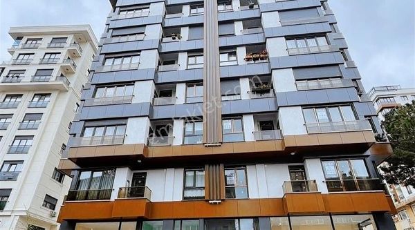 Bostancı'da 2+1 Deniz Manzaralı 86m2 Yeni Bina Açık Mutfak