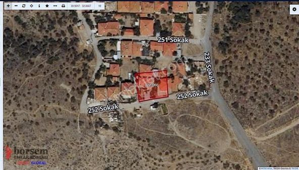 Satılık Orman İçinde Arsa ,1 Daire Getirili