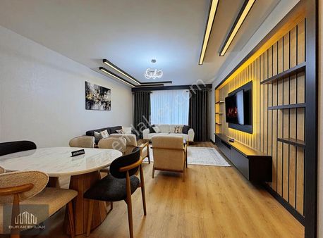 Burak'tan Çift Bloklu Geniş Peyzajlı Sitede, 190m2 4+1 K.garajlı