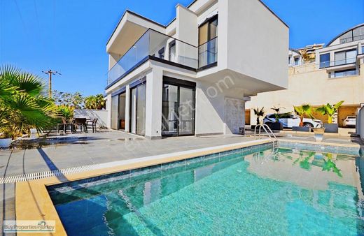Alanya Kargıcak'da Satılık 3+1 Specıal Pool And Furnısheh Vıllaa