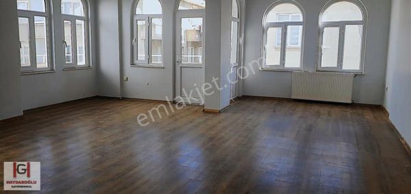 Öğretmenevleri Kavaklık Mah'de Bakımlı Satılık 3+1 Daire