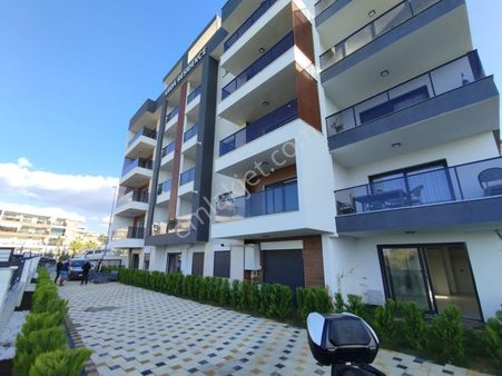 Kuşadası Değirmendere Mah Yeni Modern 2+1 3+1 Satılık Daireler