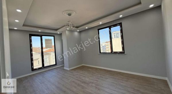 Darıca Marmaray Yakını Asansörlü 2+1 Lüx Arakat Daire