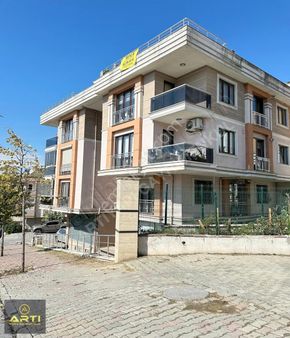 Büyükçekmece De Deniz Manzaralı Satılık 3+2 Dubleks Daire