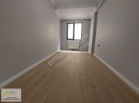 Türkmen Emlak'tan Gazi Mah.satılık Tek Daire Üzeri 3+1 1 Kat