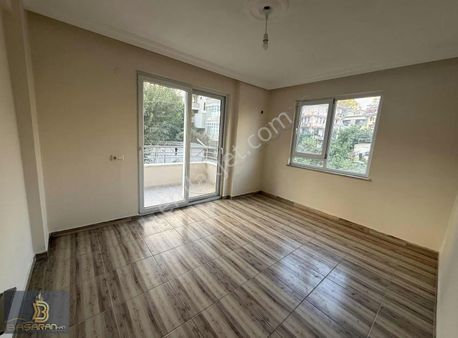 Alanya Oba Çarşamba Mah.2+1 Ayrı Mutfak Daire