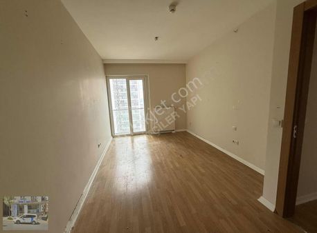 Kristal Şehir Sitesinde Deniz Manzaralı Köşe Tip Geniş 3+1