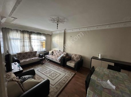 Özer Emlakdan Satılık Cadde Ustunde 2+1 Daire