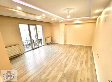 Seba'dan Fevziçakmak Mh 3+1 120m2 İskanlı Satılık 1.kat Dairee..