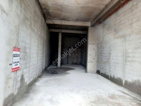 Yenisehir Kiralik Dukkan 75 M2 Turan Gunes Caddesinde