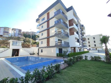 Sıfır Daire 3+1 Havuzlu Site