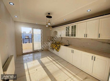 Arstu Gm. Haliseden Yeni Sanayi Mah. Satılık Sıfır 2+1 Daire