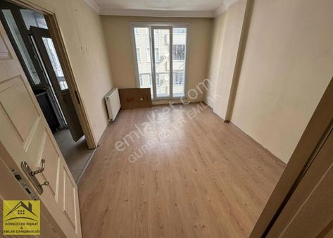 Satılık 3+2 Metro Yanı Boş Kullanışlı Krediye Uygun Dublex Daire