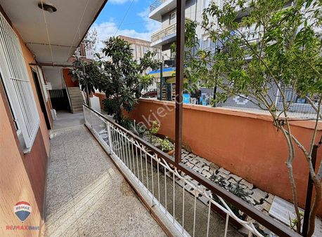 3 Karşıyaka Şemıklerde Genış, Kullanışlı 2+1 Kıralık Daire