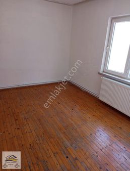 Pazartesi'ye Kadar Acil Nahita Otel Arkası Satılık Daire