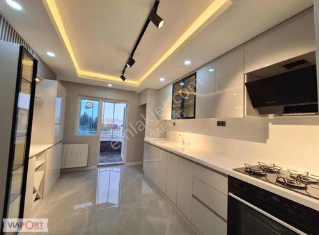 Etimesgut İstasyon Mah Ön Cephe Ara Kat Full Yapılı 3+1 Daire