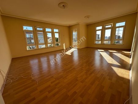 Mamak Kıbrısköy’de 3+1 Kiralık Daire Asansörlü