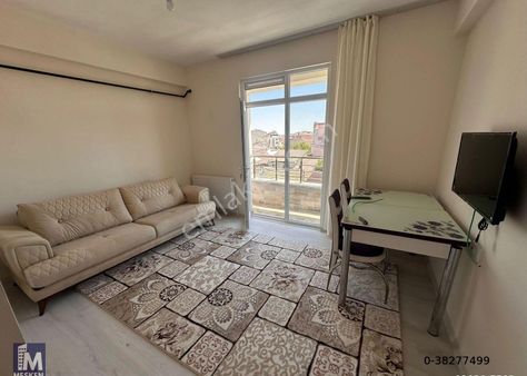 Üniversite Ve Belediye Yürüme Mesafesinde 1+1 Abonelikleri Açık Full Eşyalı Apart