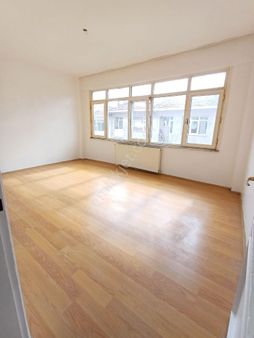 Şeref Emlak'tan 3+1 Yeldeğirmeni`de