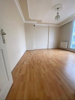 Atalay Caddesinin Dibinde Satılık 110 M² Arakat Daire