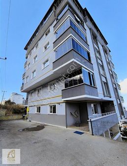 Truva'dan Atakum Vatan Caddesinde Deniz Manzaralı Satılık 3+1