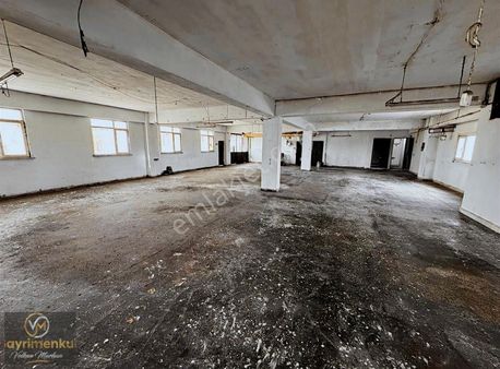 Pendik Velıbaba Sananayi Mh 800m2 İmalathane