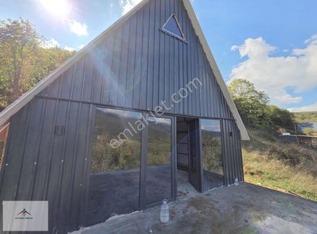 Satılık %40 İmarlı Manzaralı Müstakil Bungalov Ev Ve Arsası