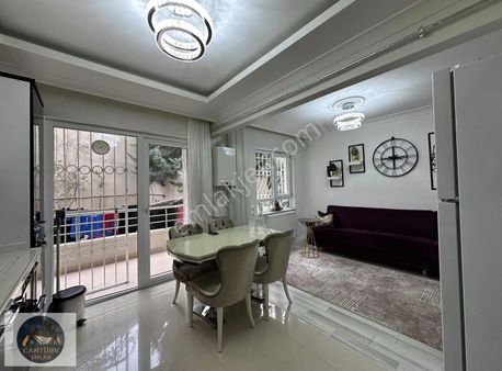 Cantürk Emlak'tanpursaklar Merkezde4+1 Krediye Uygunsite Dairesi