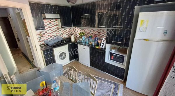 Bornova Erzene Mah Evka 3 Metro Yakını Eşyalı Kiralık Daire 2+1