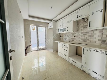 Karapürçek'te Ebeveyn Banyolu Asansörlü 3+1 Satılık Sıfır Daire !!