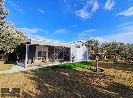 Kooperatif Hisseli Satılık Yaşam Alanı 414m2 Arsa İçerisinde 1+1