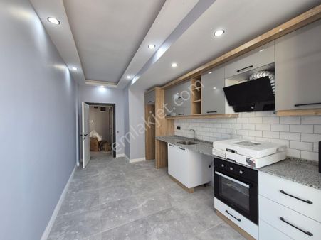 Göçerler'de Şehir Hastanesi 2 Km Havuzlu Ebeveyn Banyo Site İçi 2+1 Daire