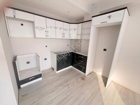 ▇tuzcumurat'ta Ön Cephe Arakat Asansörlü Sıfır 1+1 Daire