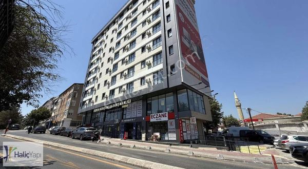 Via E-5 Residence Şehir Manzaralı 1+1 Satılık Daire