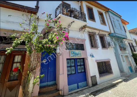 Balıkesir Ayvalık Ta Satılık Pansiyon