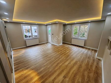 Yatırım'dan Çınar'da Ayrı Mutfak,balkonlu Lüks Yapıda Katta 2+1