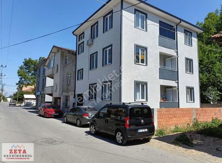 Sakarya Erenler Küpçüler'de Şok Market Arası 2+1 Ara Kat Kiralık