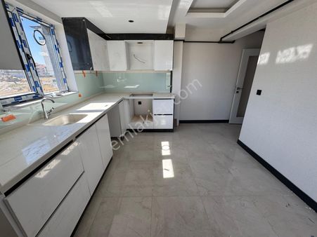 Ty'den 29 Ekim Mah. 3+1 Ara Kat Geniş K.limitsiz Sıfır Daire!!!!